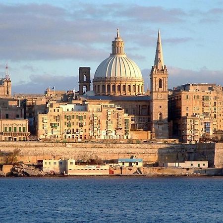 Splendid Seaside Retreat On Spinola Bay Lejlighed Saint Julian's Eksteriør billede