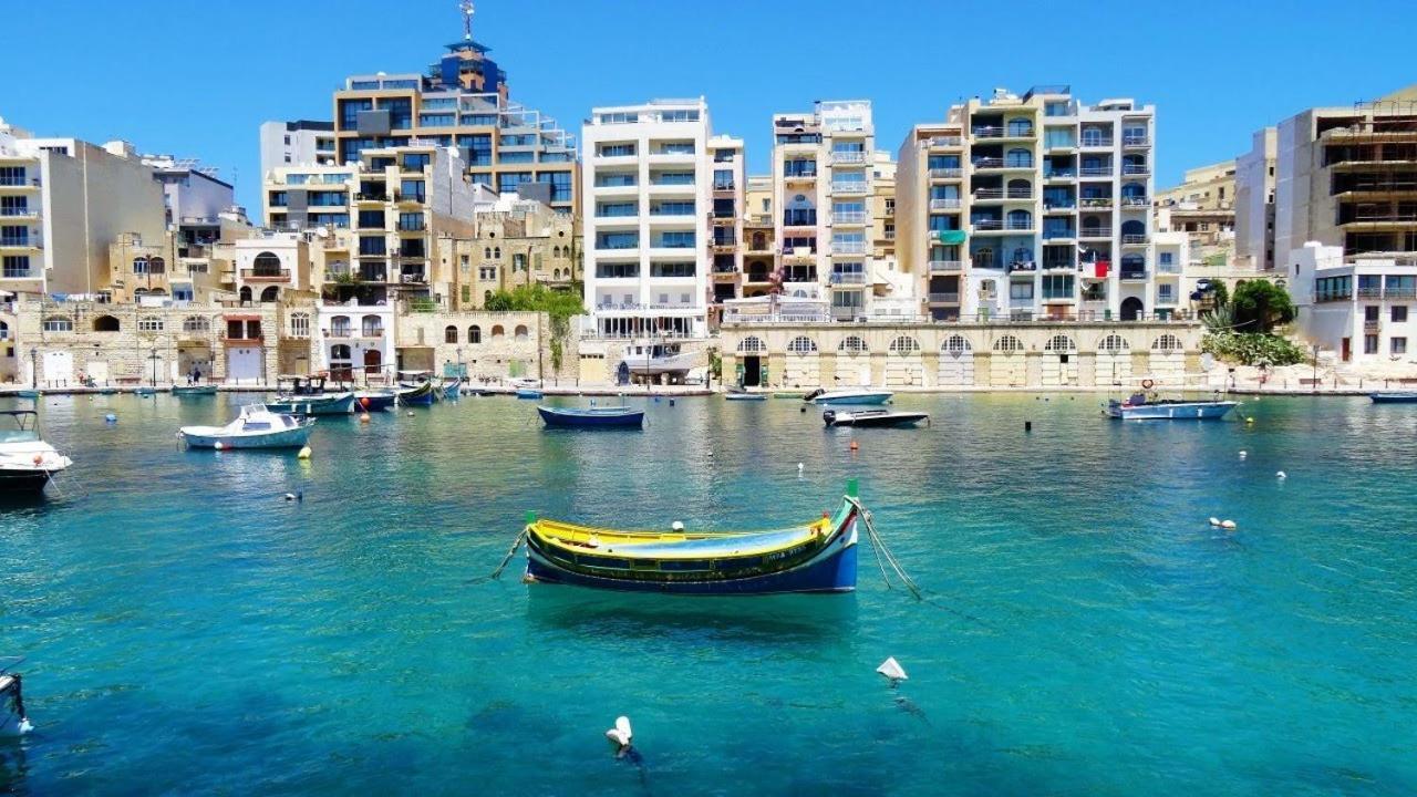 Splendid Seaside Retreat On Spinola Bay Lejlighed Saint Julian's Eksteriør billede
