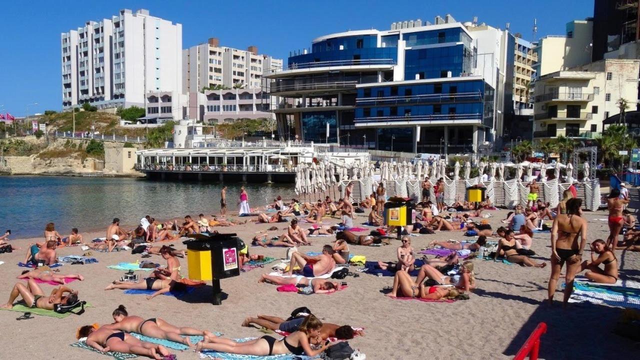 Splendid Seaside Retreat On Spinola Bay Lejlighed Saint Julian's Eksteriør billede